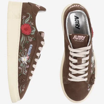 Autry Low-top Sneakers With Floral Embroidery In Rich Brown In Brown