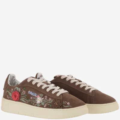 Autry Low-top Sneakers With Floral Embroidery In Rich Brown In Brown