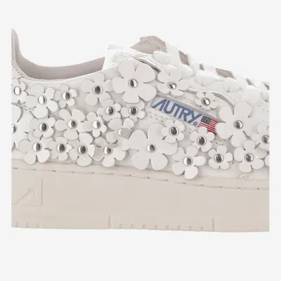 Autry Low-top Sneakers With Clean Silhouette And Rounded Toe In Multi