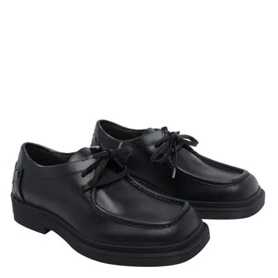 Bottega Veneta Round Toe Lace-up Shoes With Rubber Sole In Black