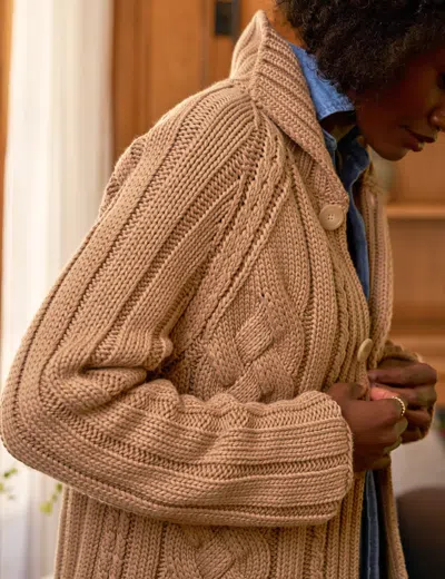 Frank & Eileen Mini Cotswolds In Brown