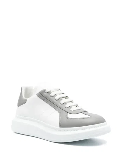 Alexander Mcqueen Chunky Sole Sneakers Contrasting Panels In White