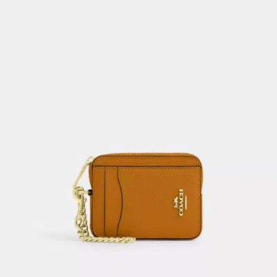 Coach Zip Card Case In Brown