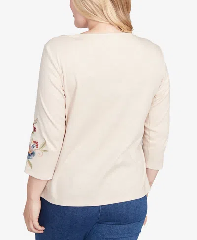 Alfred Dunner Petite Allover Floral Embroidered Crewneck Top In Neutral