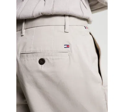 Tommy Hilfiger Men's Brooklyn 1985 9" Shorts In Gray