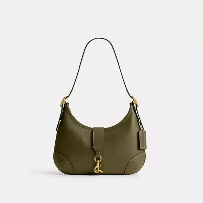 Coach Hamptons Logo-detail Shoulder Bag In Green
