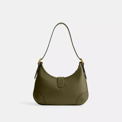 Coach Hamptons Logo-detail Shoulder Bag In Green