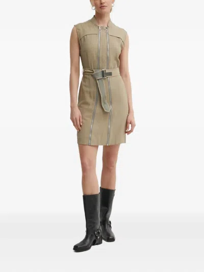 拉链束腰连衣裙