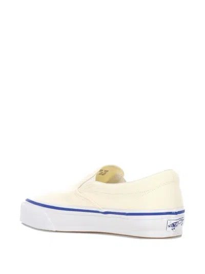Vans Slip-on Sneakers In White
