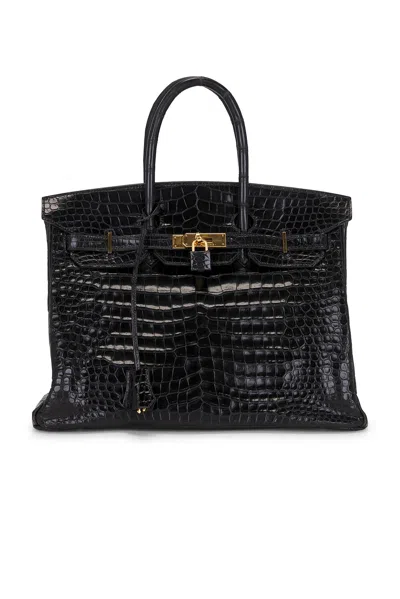 Pre-owned Hermes Shiny Crocodile  Birkin 35 Handbag In Black