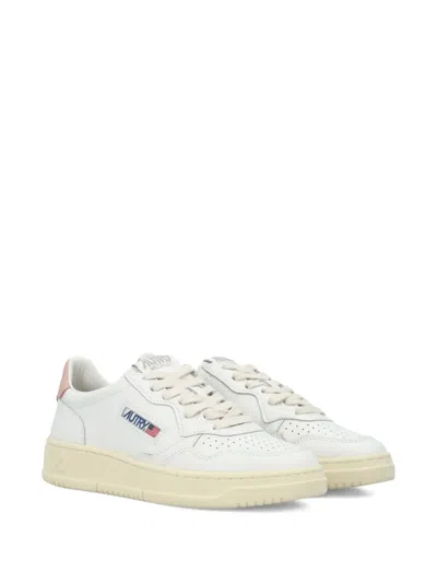 Autry Medalist Aulw Ll26 Sneakers Woman Whire And Pink In White