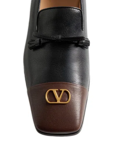 Valentino Babouchoes V-logo Tassel Loafers In Black