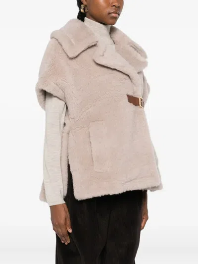 Max Mara Cape In Alpaca And Wool Teddy Fabric In Pink