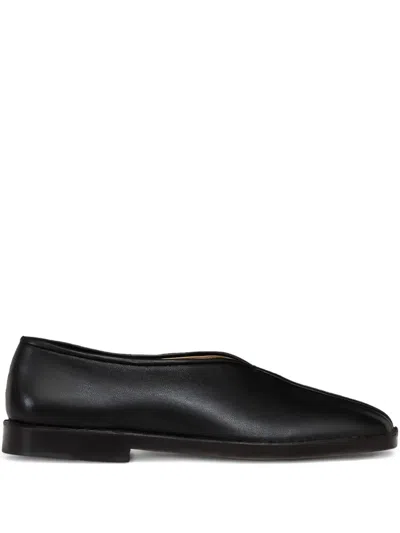 Lemaire Leather Loafers Square Toe Seam Detailing In Black