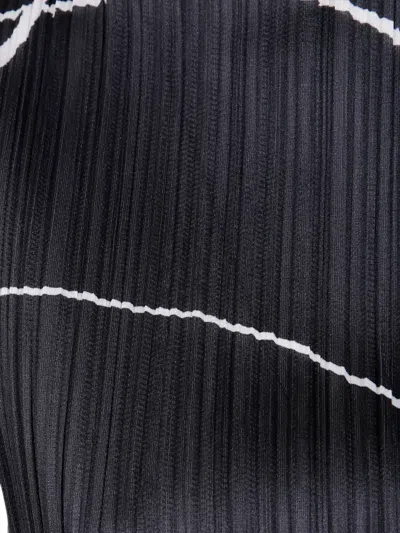 Issey Miyake Black Top In Blue