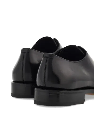 Ferragamo Tramezza Oxford Shoes In Black