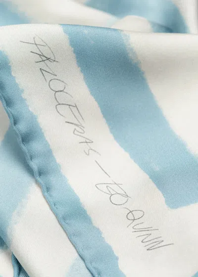 Paloceras Whisper 70 Silk Square In Blue