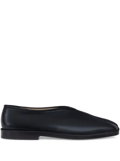 Lemaire Square-toe Loafers In Black