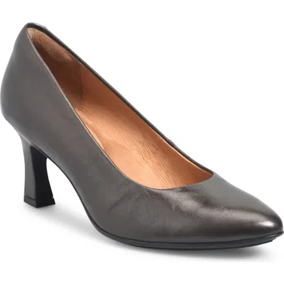 Söfft Samy Pointed Toe Pump In Black