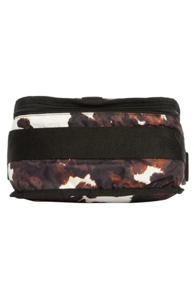 Lesportsac Small Everyday Crossbody Bag In Brown