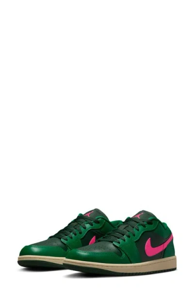 Jordan Low Swoosh Trainers In Green