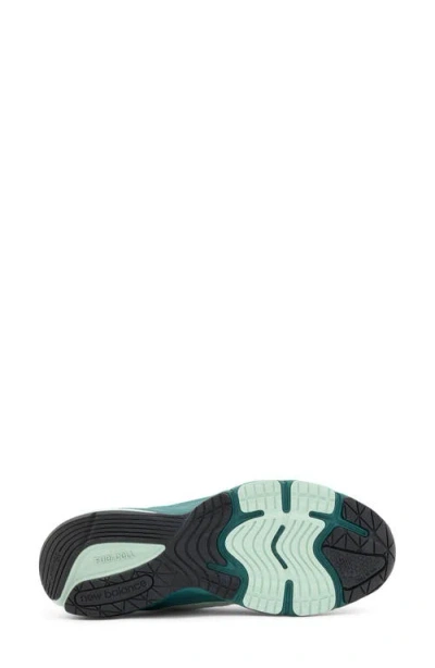 New Balance 990v6 Panelled Sneakers In Multi