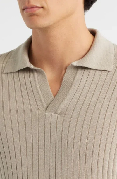 Aurélien Buttonless Ribbed Top In Gray