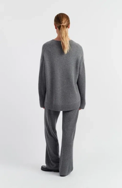 Chinti & Parker Pure Cashmere Crew Neck Sweater In Gray