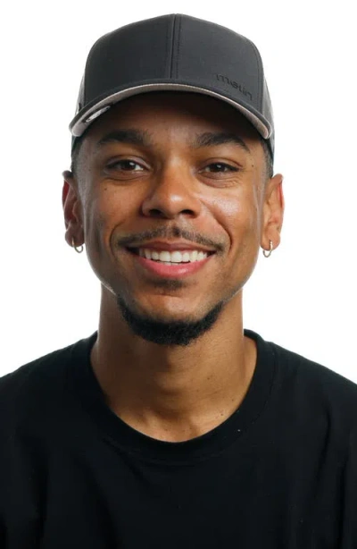 Melin Hydro Compass Snapback Cap In Black
