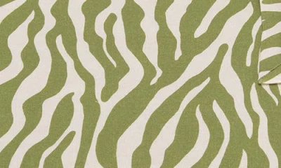 Matouk Regine Zebra Stripe Linen Tablecloth In Green