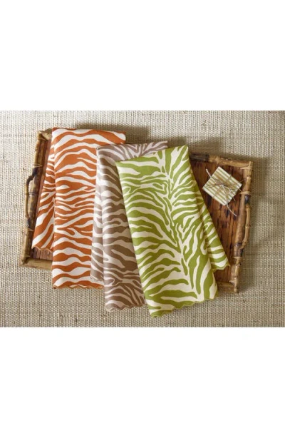 Matouk Regine Set Of 2 Guest Towels In Brown