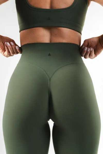 Vitality Cloud Ii Pant In Green