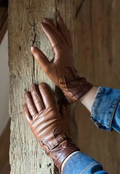 Agnelle Trissy Boot Patterned Alpaca Lined Lambskin Gloves In Brown