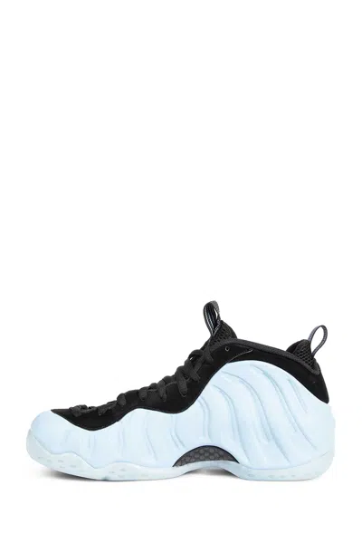 Nike Air Foamposite Sneakers In Blue