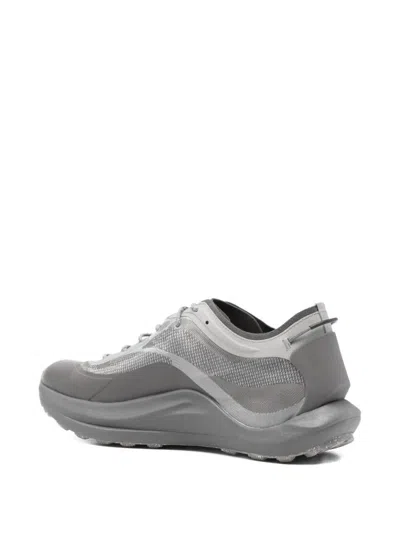 Roa Sella Sneakers In Gray