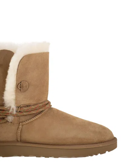 Ugg Ankle Boot With Lace Detail And Rubber Sole In Brown