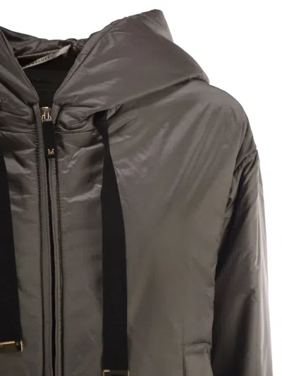 Maxmara The Cube Daria Drip Proof Canvas Padded Jacket With Hood In Gray