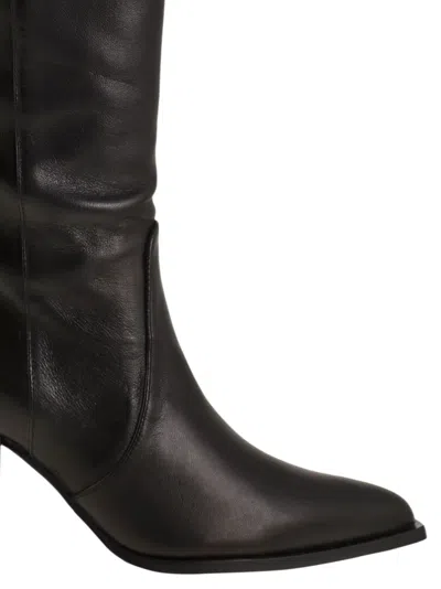 Stuart Weitzman Jolene Leather Boot In Black