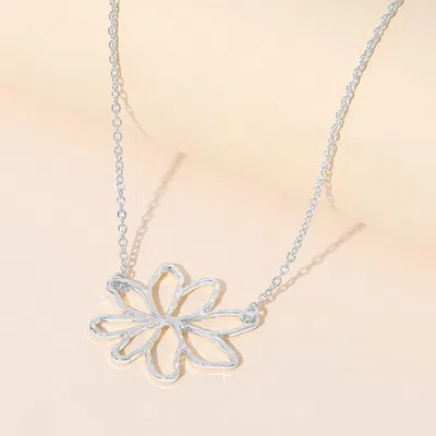 Fashnzfab Hammered Metal Open Flower Pendant Necklace In Multi
