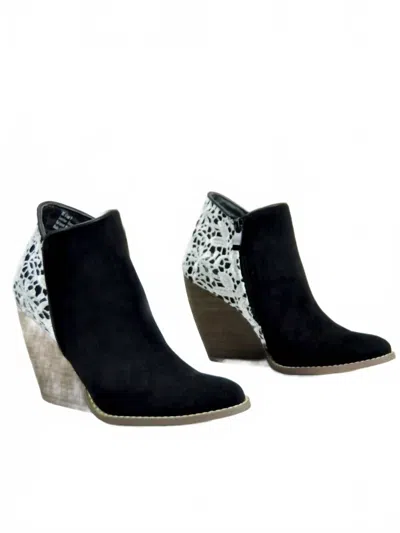 Very Volatile Women's Movement Bootie In Black In Black