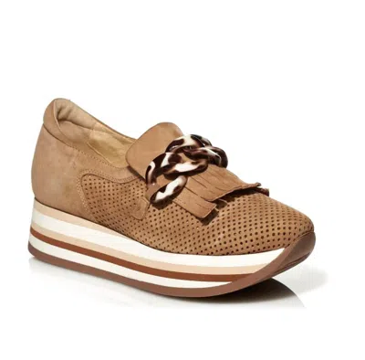 Softwaves Women's Wedge Cadie Sneakers In Cognac In Brown
