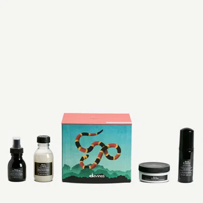 Davines Elegant Tropic Forest Gift Set For All Hair Types In Multi