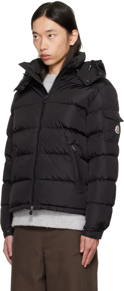 Moncler Arneb Hooded Short Down Jacket In Black