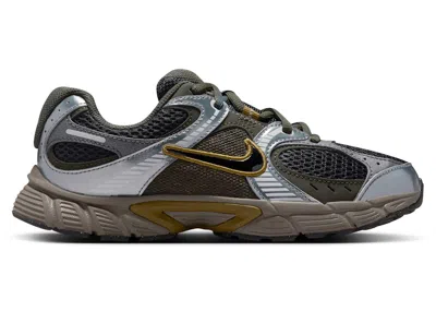 Pre-owned Nike V5 Rnr Sneakers In Olive Flak/sequoia/smoke Grey