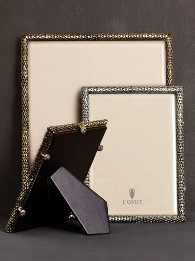 L'objet Scales Frame In Silver