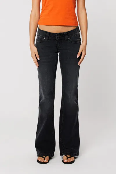 Abrand 00 Super Low Kick Shanae In Black