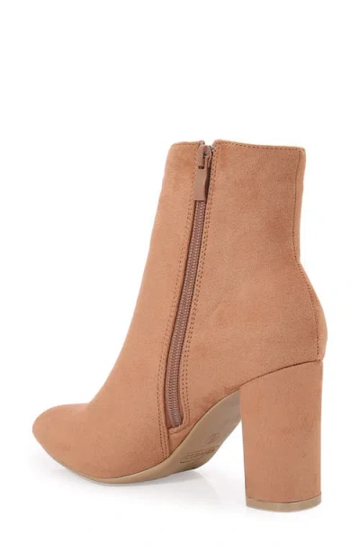 Berness Sara Block Heel Bootie In Brown