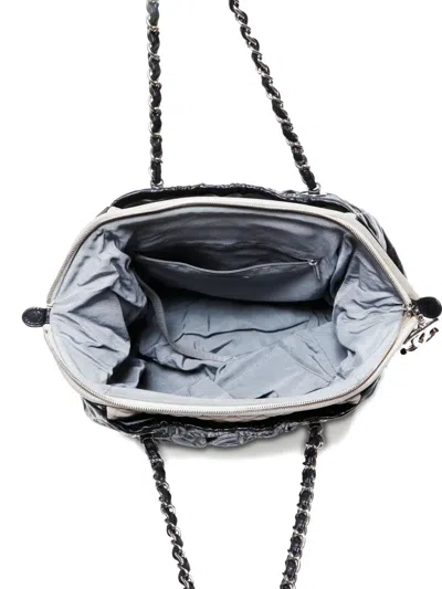 Pre-owned Chanel 2009-2010 Chain Quilted Shoulder Bag In Black