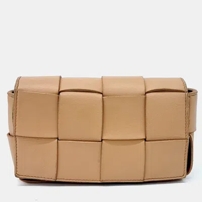 Pre-owned Bottega Veneta Beige Leather Cassette Belt Bag In Sand