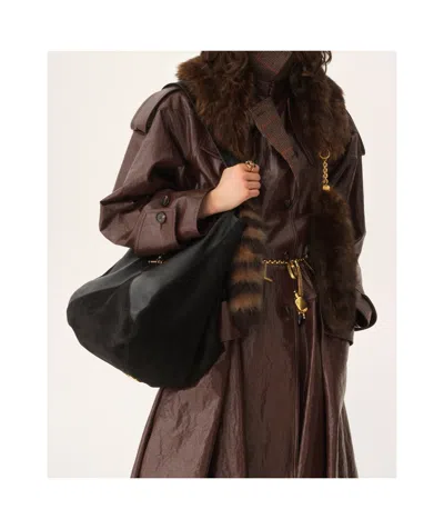 Chloé Panelled Chain Shoulder Bag In Black